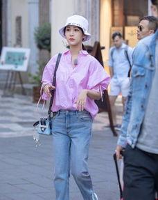 吃瓜群众的穿搭图片大全,吃瓜群众穿搭图片大全解析