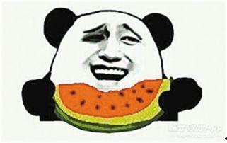 吃瓜群众哦女士微博照片